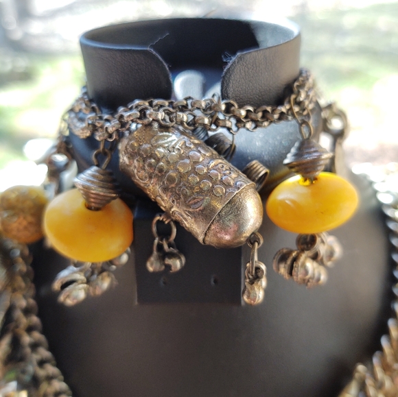 Vintage Bohemian Yellow Beaded Chain Necklace, Bracelet & Earrings Set of 3 - Picture 13 of 16